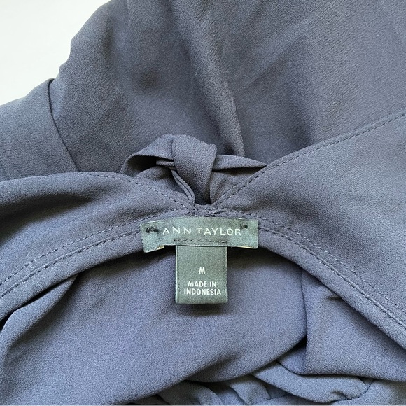 Ann Taylor Navy Blue Flare Sleeve Tie Back Blouse Medium Women’s - Picture 9 of 11